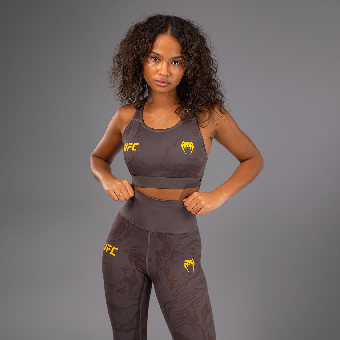 UFC Fusion by Venum Fight Week Damen Performance Tight - Erdiges Braun