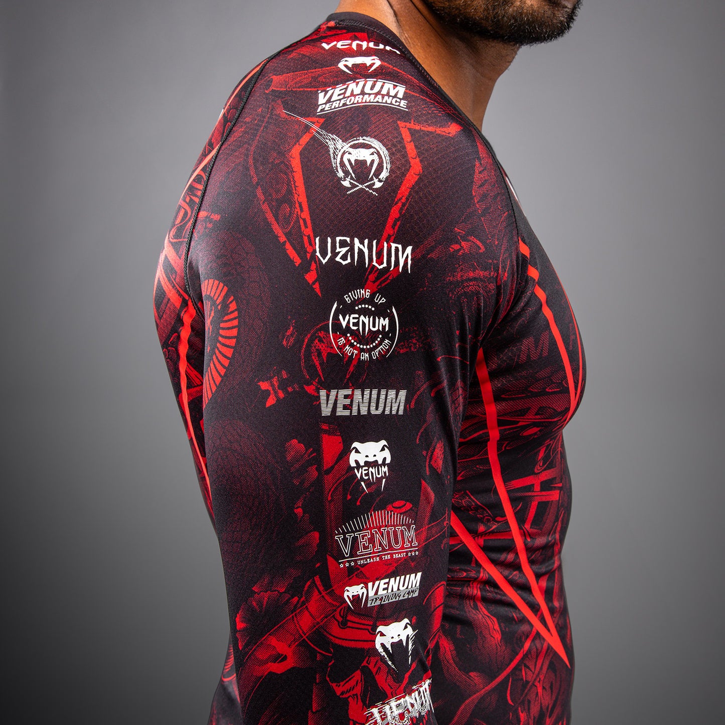 Venum 20th Anniversary Langarm Rashguard - Schwarz/Rot