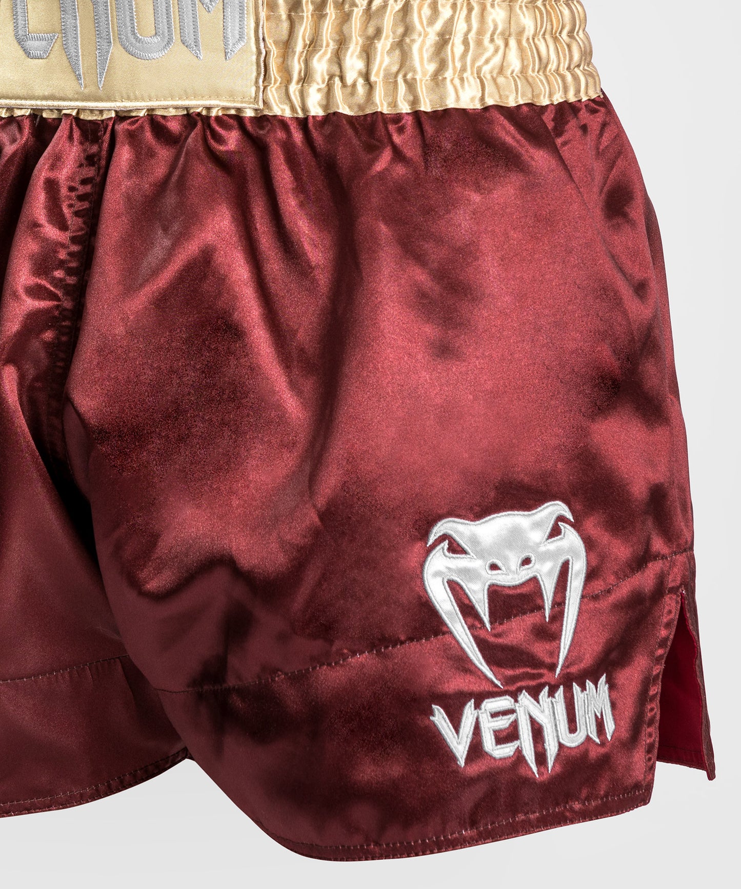 Venum Classic Muay Thai Shorts - Burgund/Gold/Weiß