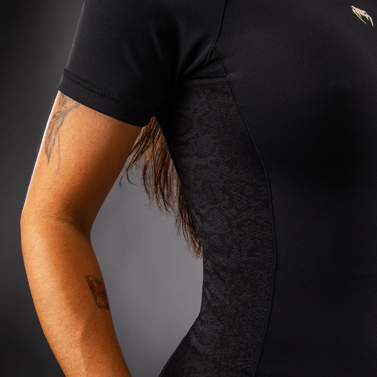 Venum Viper Damen Kurzarm-Rashguard - Schwarz