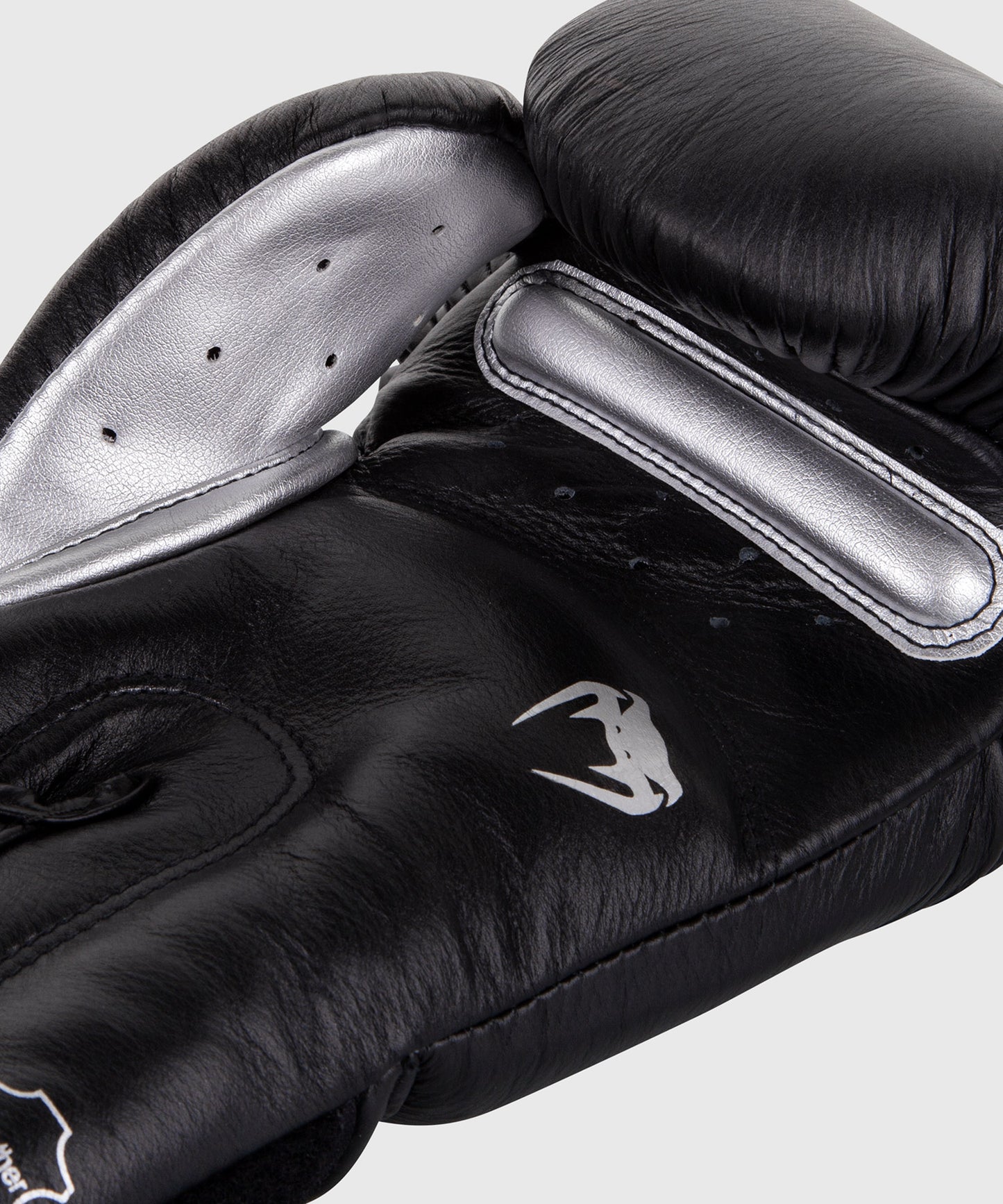 Venum Giant 3.0 Boxhandschuhe - Nappaleder - Schwarz/Silber