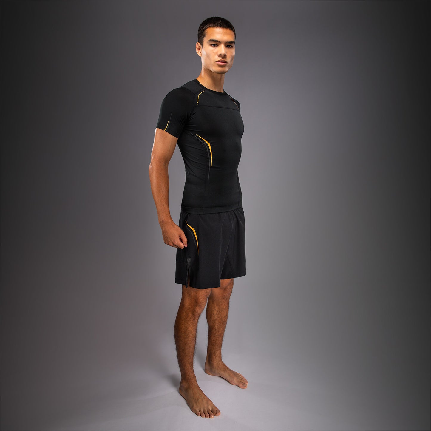 Venum G-Core Kurzarm Rashguard - Schwarz/Gold