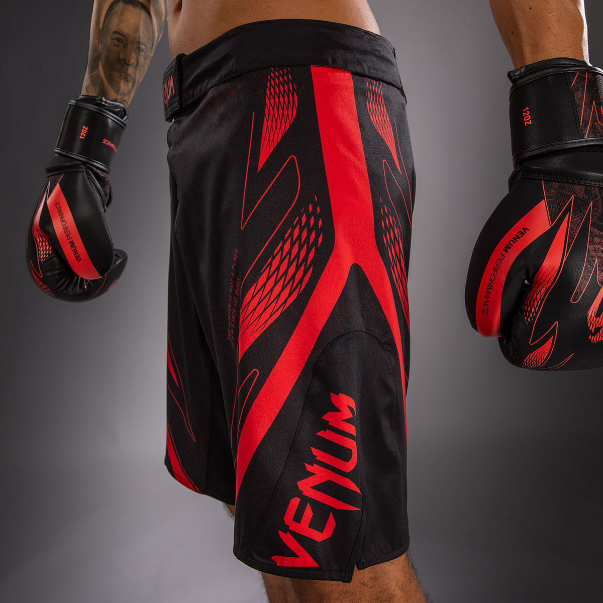 Venum Amazonia Reborn MMA-Shorts - Schwarz/Rot