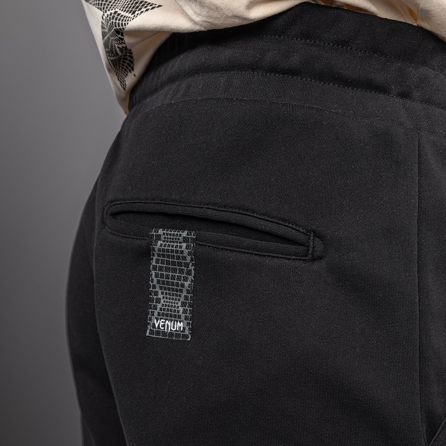 Venum Classic Fleece Shorts aus Baumwolle – Schwarz