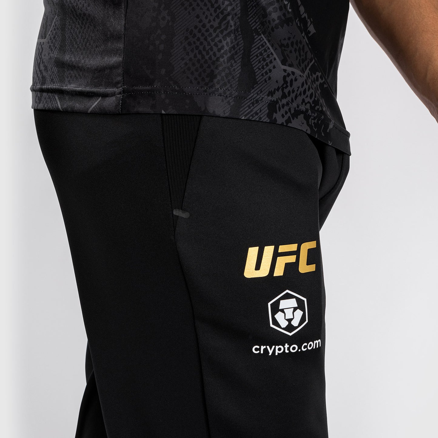 UFC Adrenaline by Venum Authentic Fight Night Herren-Walkout-Hose - Champion