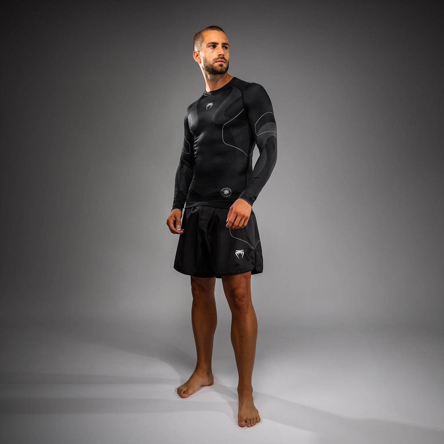Venum Nexus Langarm Rashguard – Schwarz/Silber