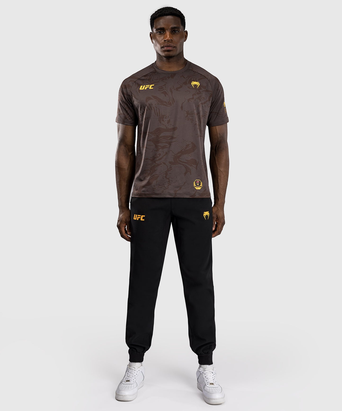 UFC Fusion by Venum Fight Week Herren Dry-Tech T-Shirt - Erdiges Braun