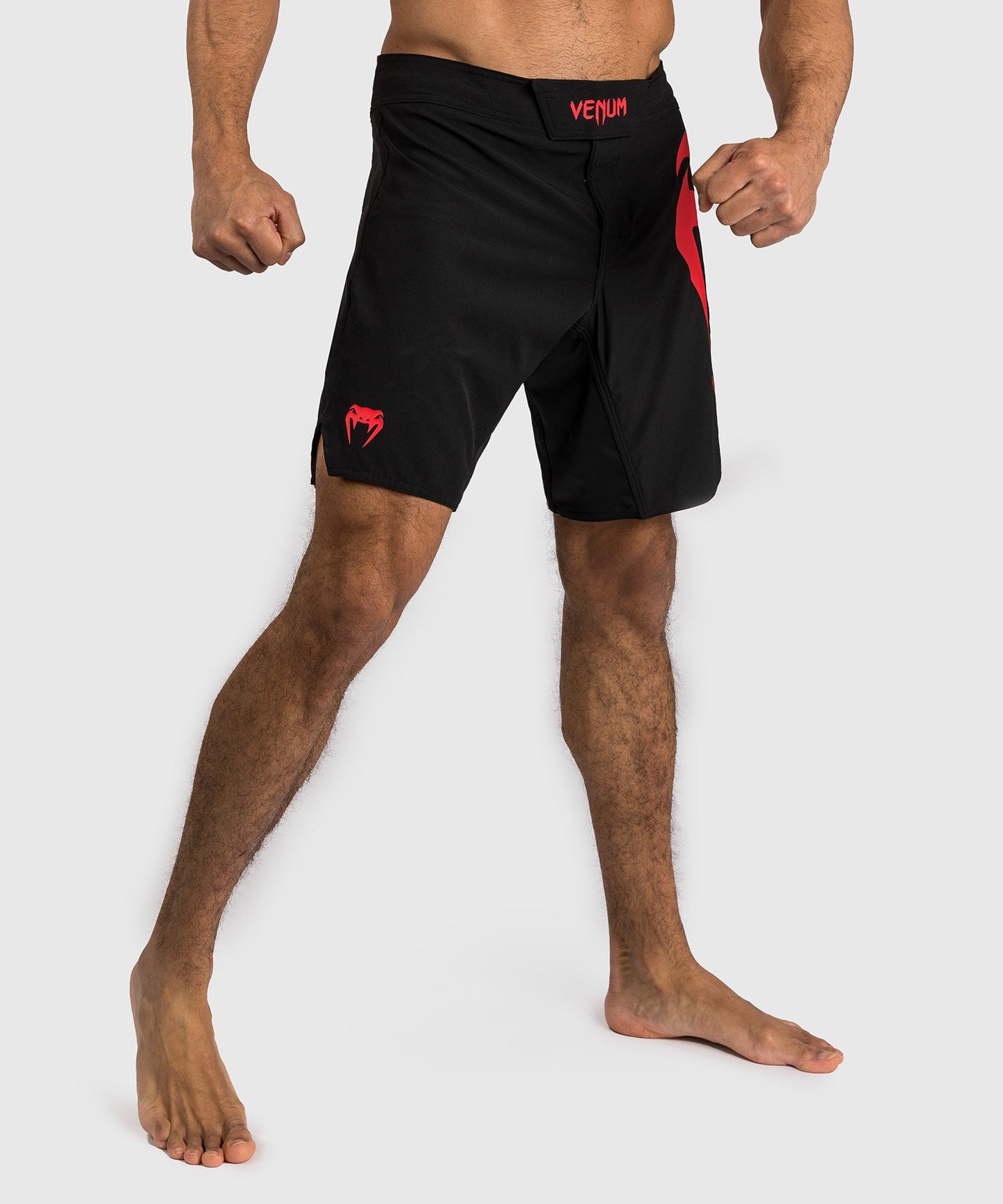 Venum Light 5.0 Fight Shorts - Schwarz/Rot