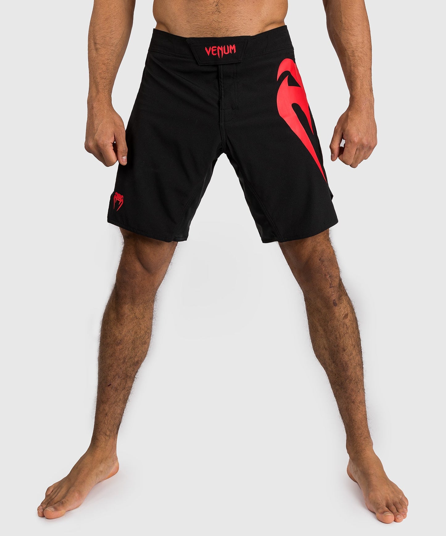 Venum Light 5.0 Fight Shorts - Schwarz/Rot