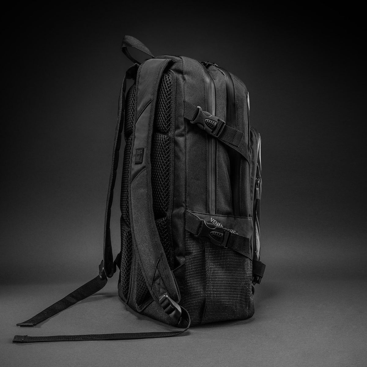 Venum Amazonia Reborn Rucksack (15-25 L) - Schwarz/Grau