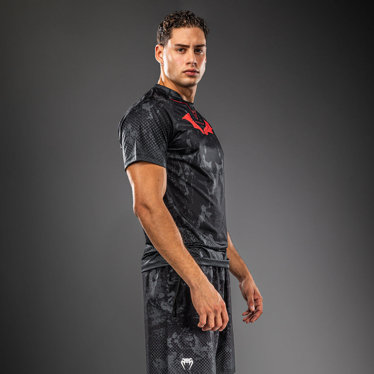 Venum x Batman Dry-Tech-T-Shirt - Schwarz/Grau/Rot