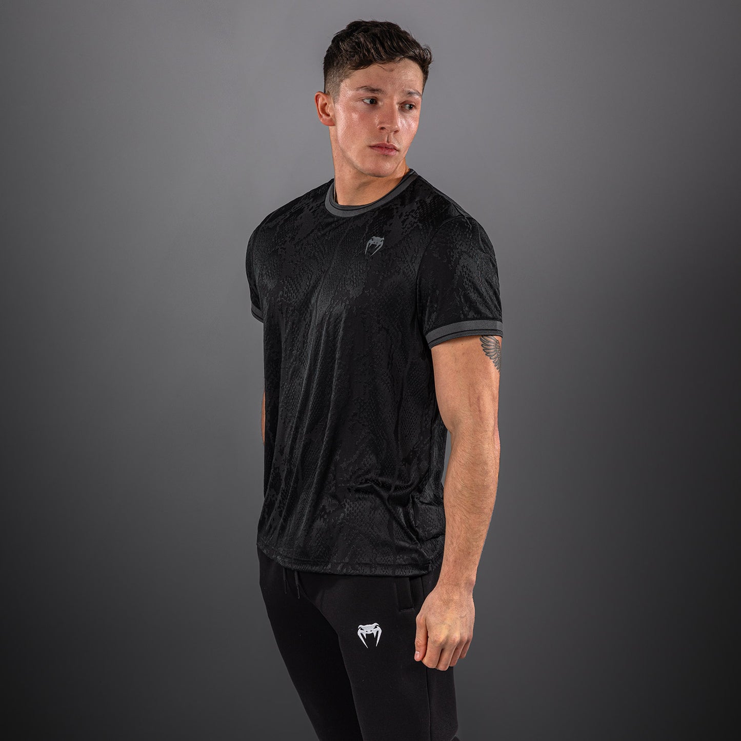 Venum Aegis Dry-Tech-T-Shirt – Schwarz