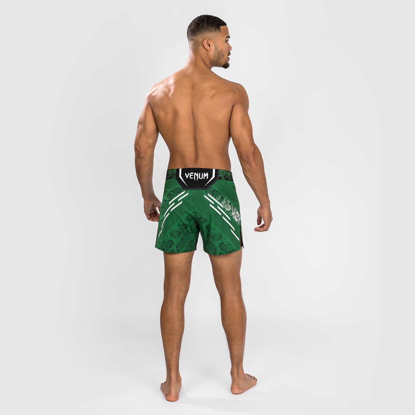 Noche UFC by Venum  Authentic Fight Night Herren Kampfhose - Kurze Passform - Grün