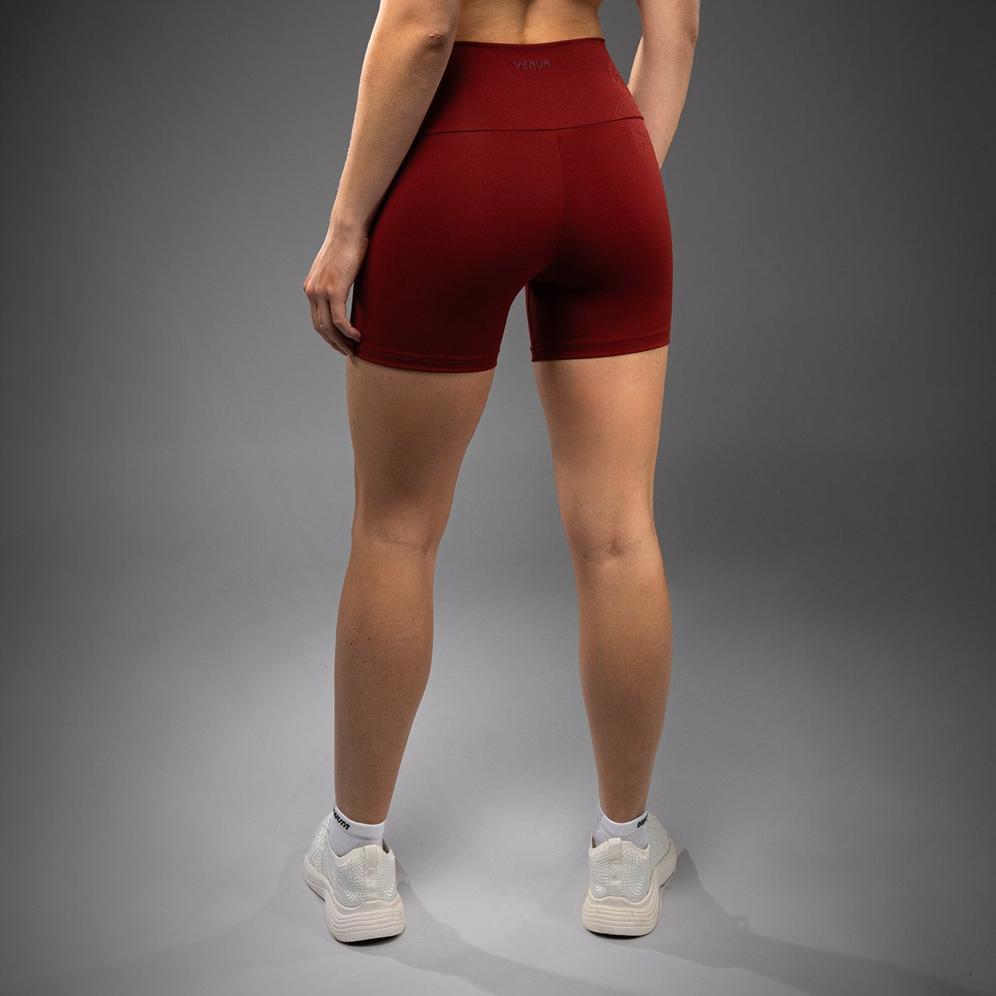 Venum Serpenti Damen Vale Tudo Shorts – Burgunder/Elfenbein