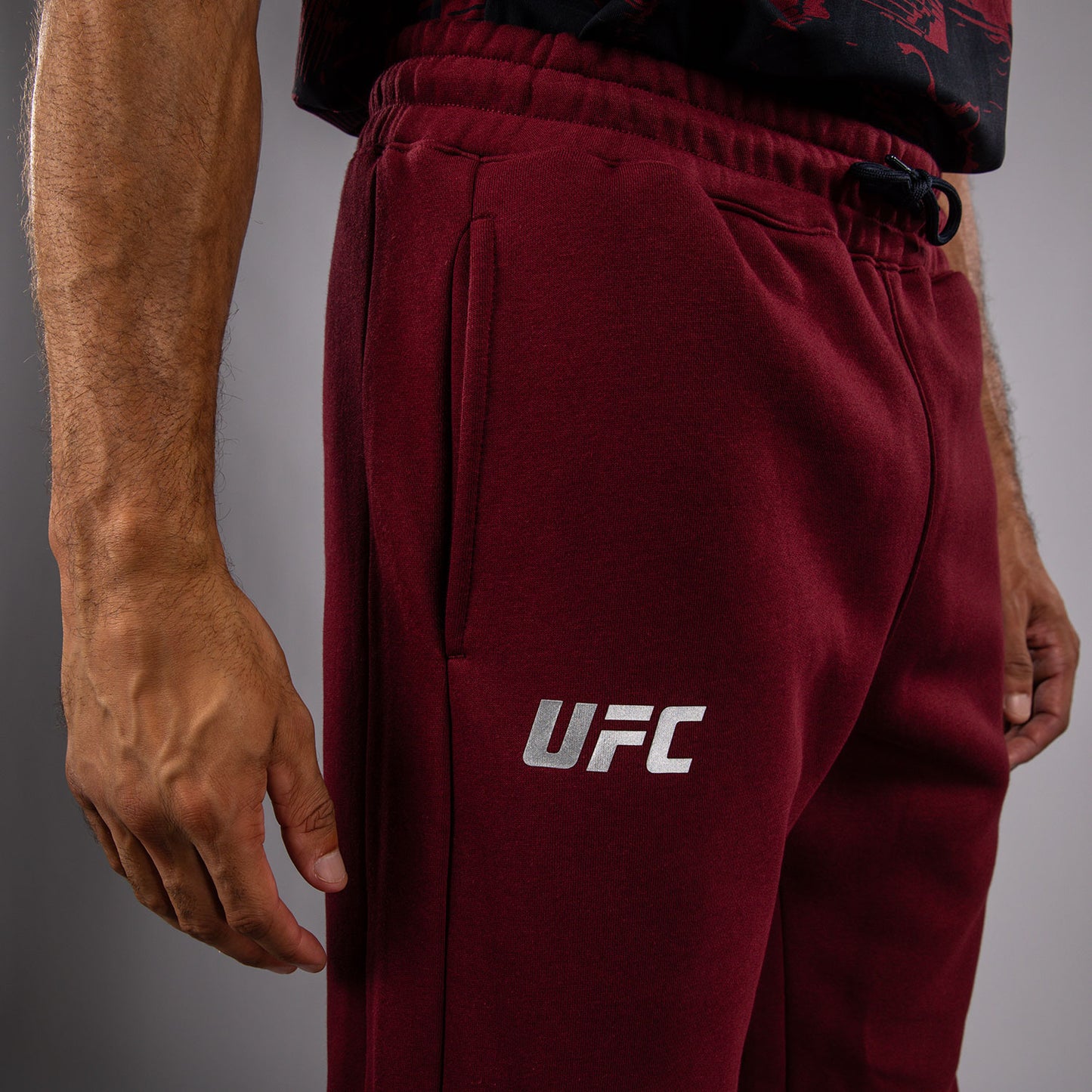UFC Zenith by Venum Authentic Fight Week Hose Herren - Burgunderrot