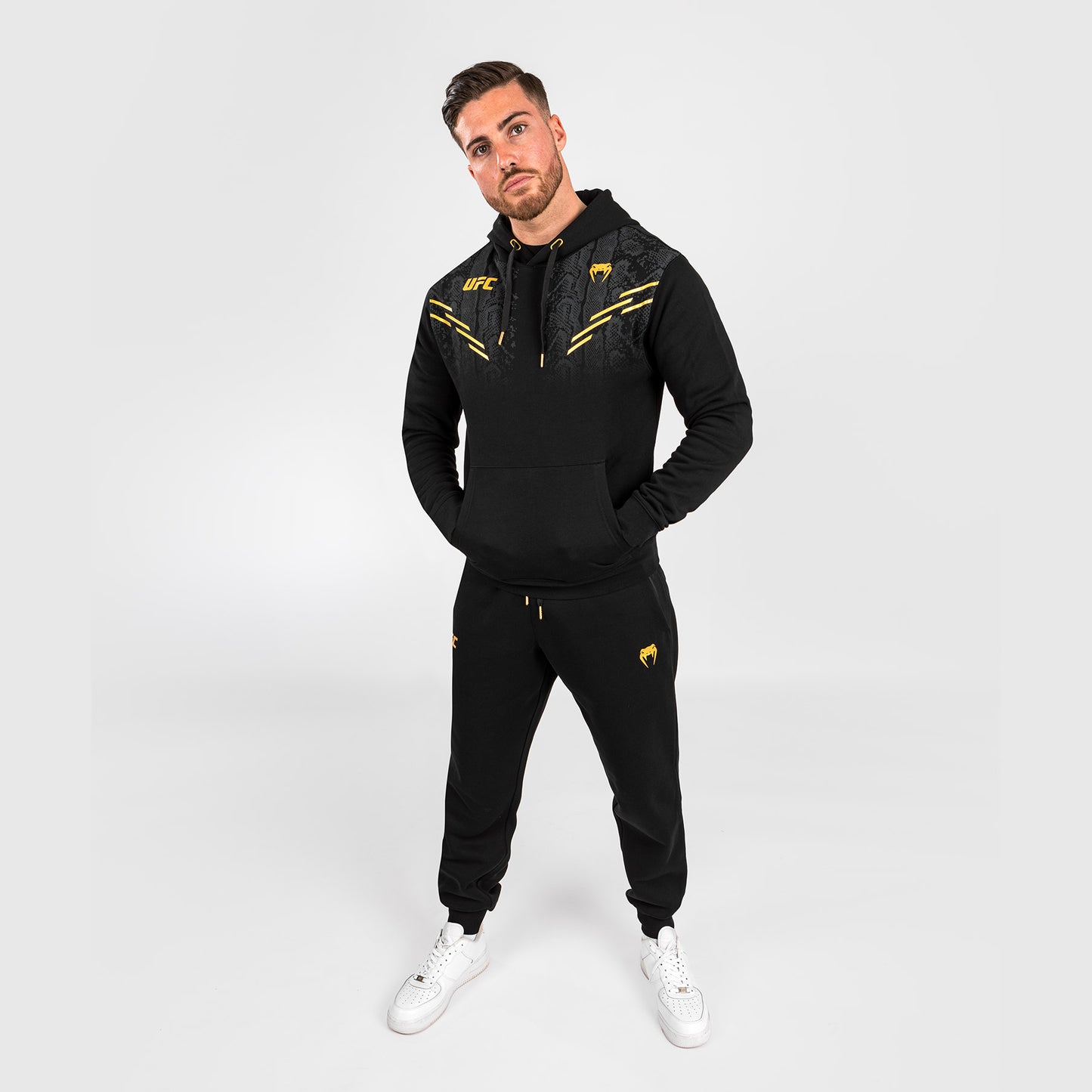 UFC Adrenaline by Venum Replica Männer Pullover Hoodie - Champion