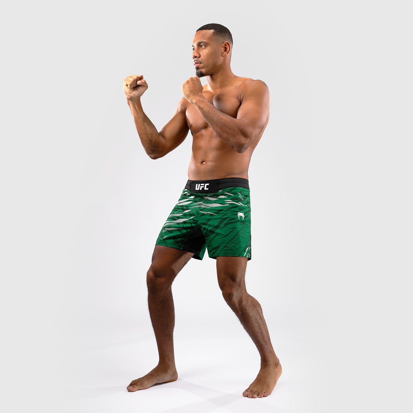 UFC Fusion by Venum Personalized Authentic Fight Night Herren Fight Short - Short Fit - Grün