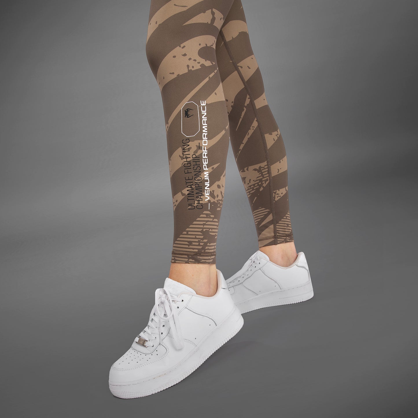 UFC Adrenaline by Venum Fight Week Frauen Leistung Tight - Desert Camo