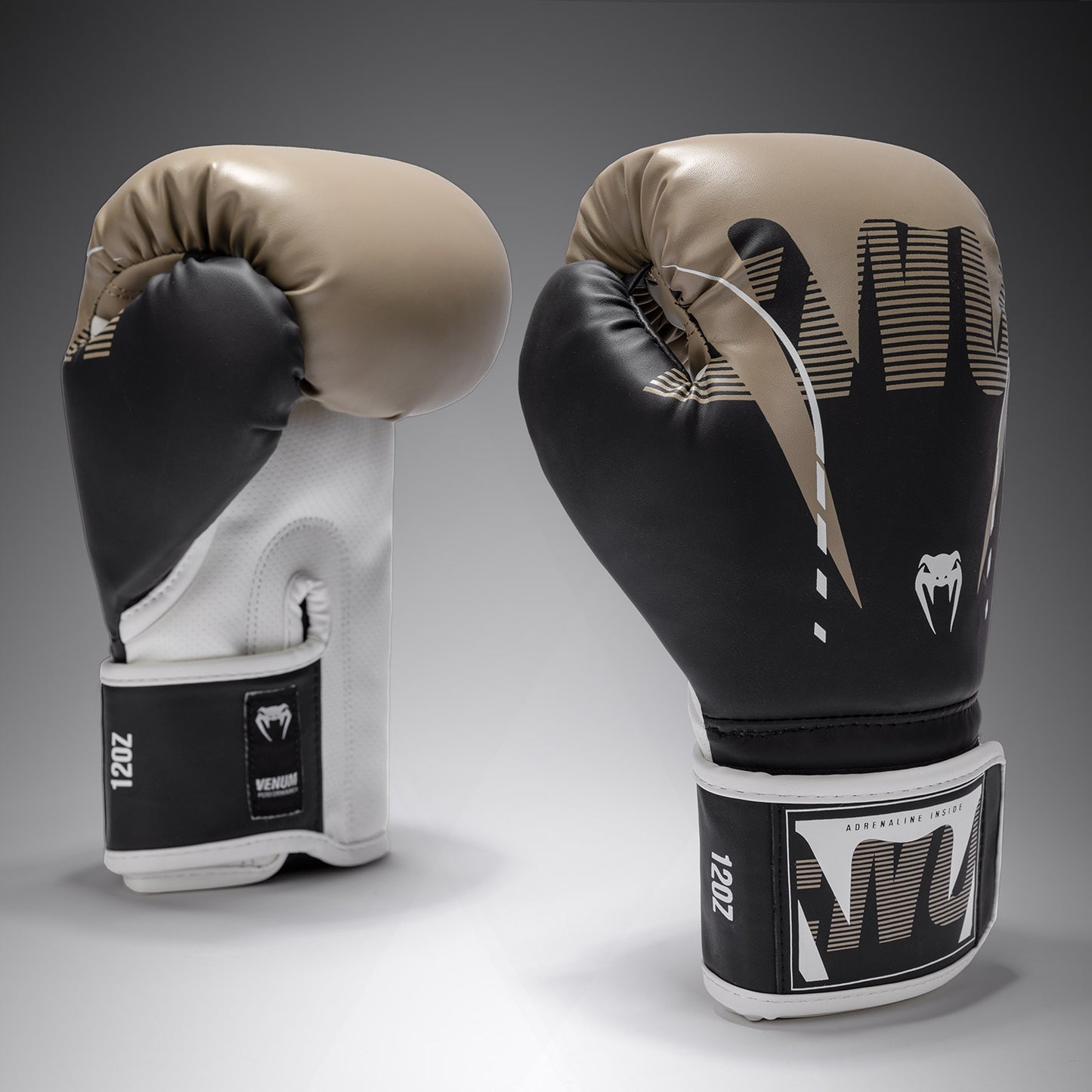 Venum Adrenaline Boxhandschuhe – Schwarz/Sand