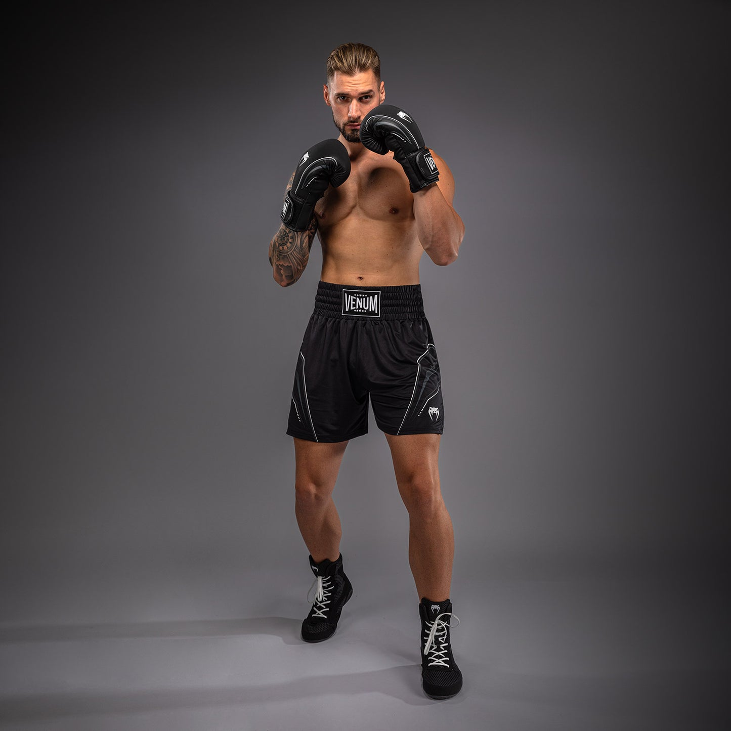 Venum Streamline Boxshorts – Schwarz/Weiß