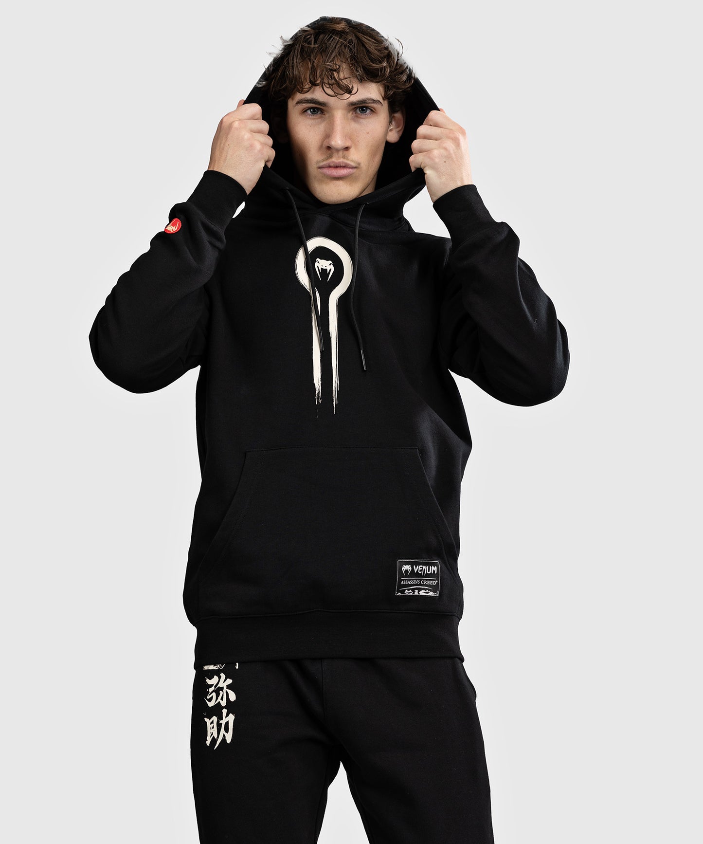 Venum x Assassin’s Creed Shadows Kapuzenpulli - Schwarz