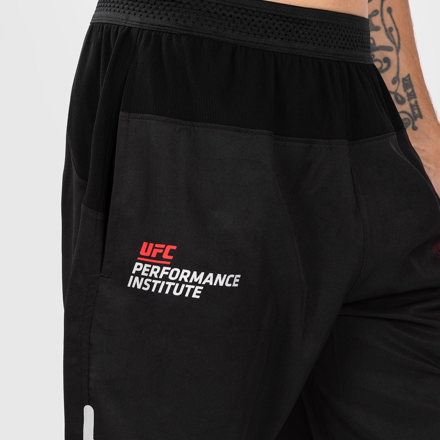 UFC Venum Performance Institute 2.0 Herren Performance Short - Schwarz/Rot