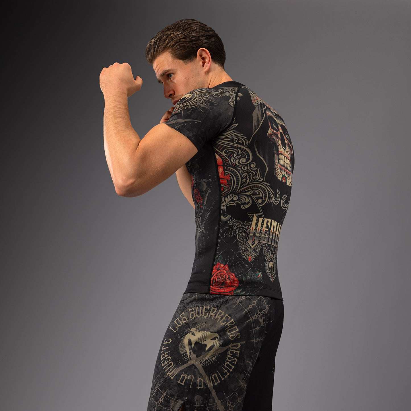 Venum Santa Muerte 5.0 Herren Kurzarm Rashguard - Tiefes Schwarz/Gold
