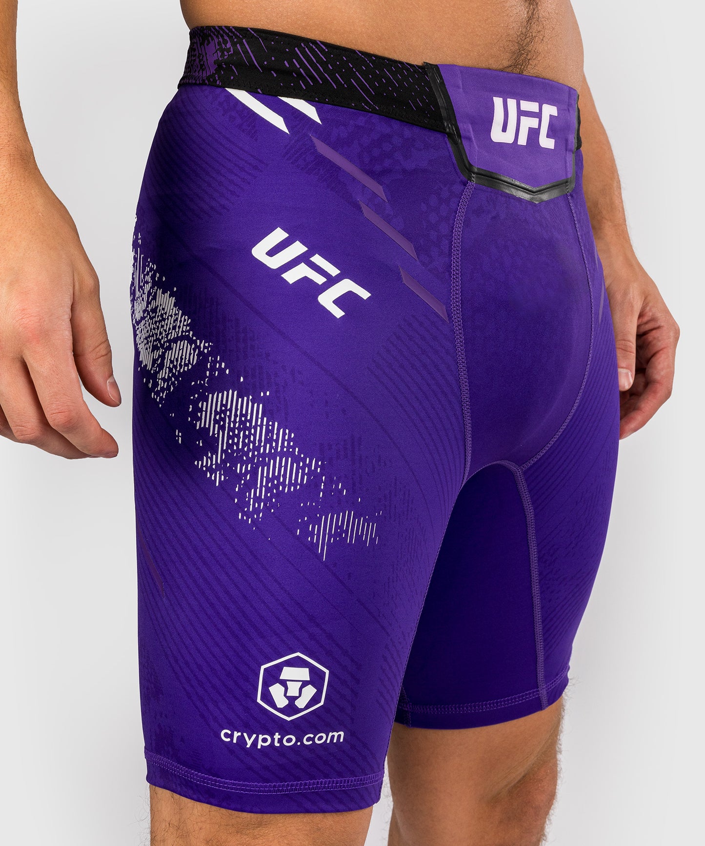 UFC Adrenaline by Venum Authentic Fight Night Herren Vale Tudo Short - lila