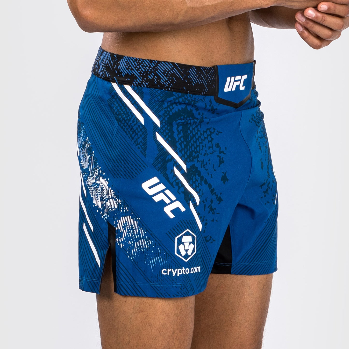 UFC Adrenaline by Venum Personalisierte Authentische Fight Night Herren-Kampfshorts - Kurze Passform - Blau