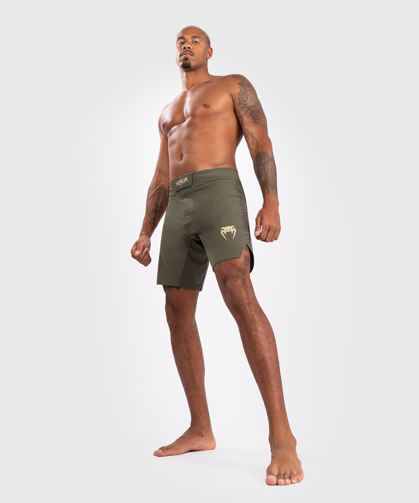 Venum Contender Fight Shorts für Männer - Khaki