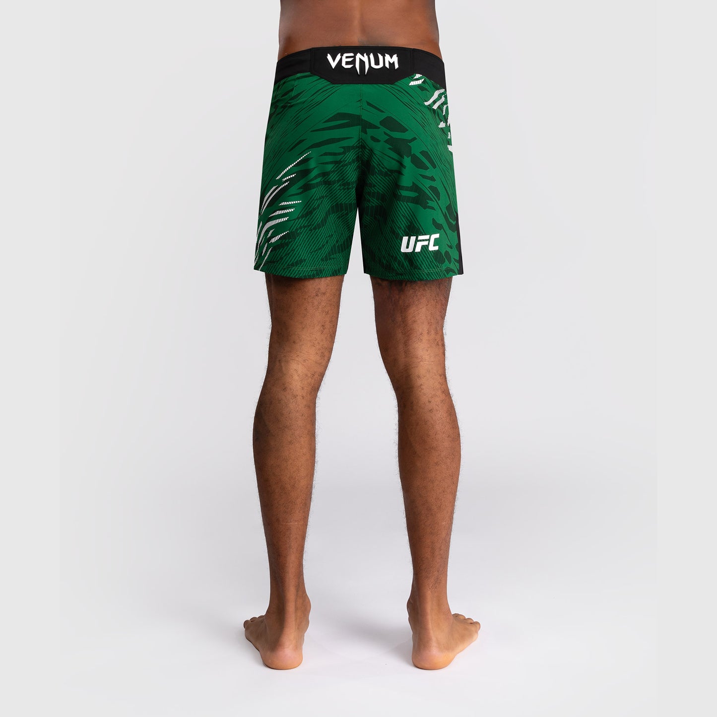UFC Fusion by Venum Personalized Authentic Fight Night Herren Fight Short - Short Fit - Grün