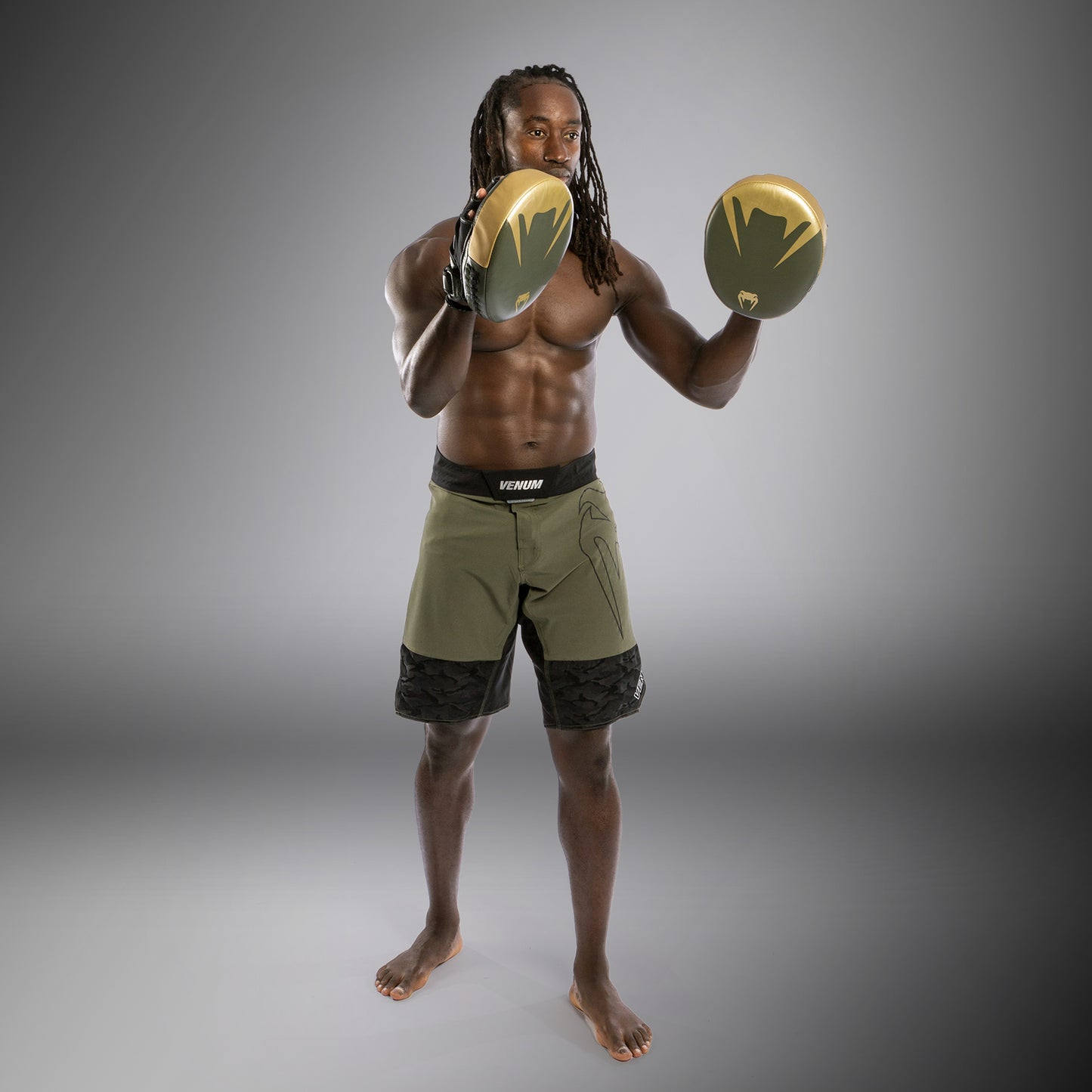Venum Pro Boxing - Large Punch Mitts (Paar) - Khaki/Gold