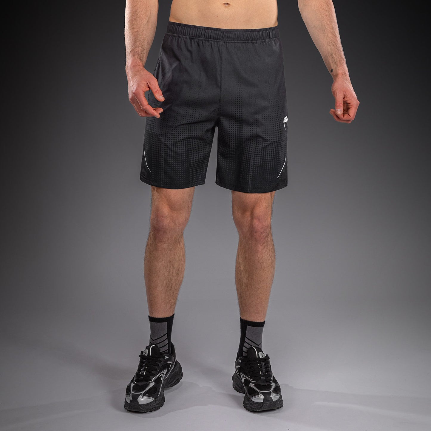 Venum Stealth Trainingsshorts – Schwarz/Weiß