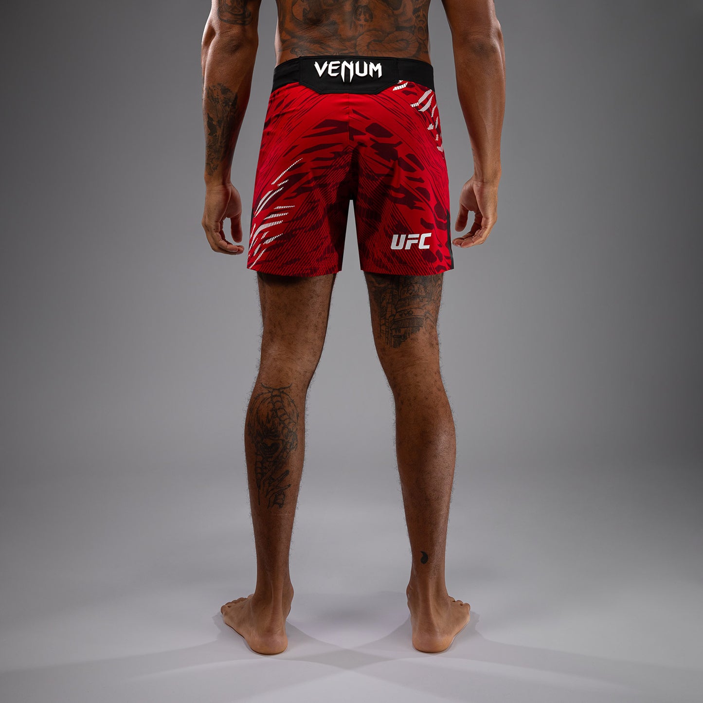 UFC Fusion by Venum Authentic Fight Night Herren Fight Short - Short Fit - Rot