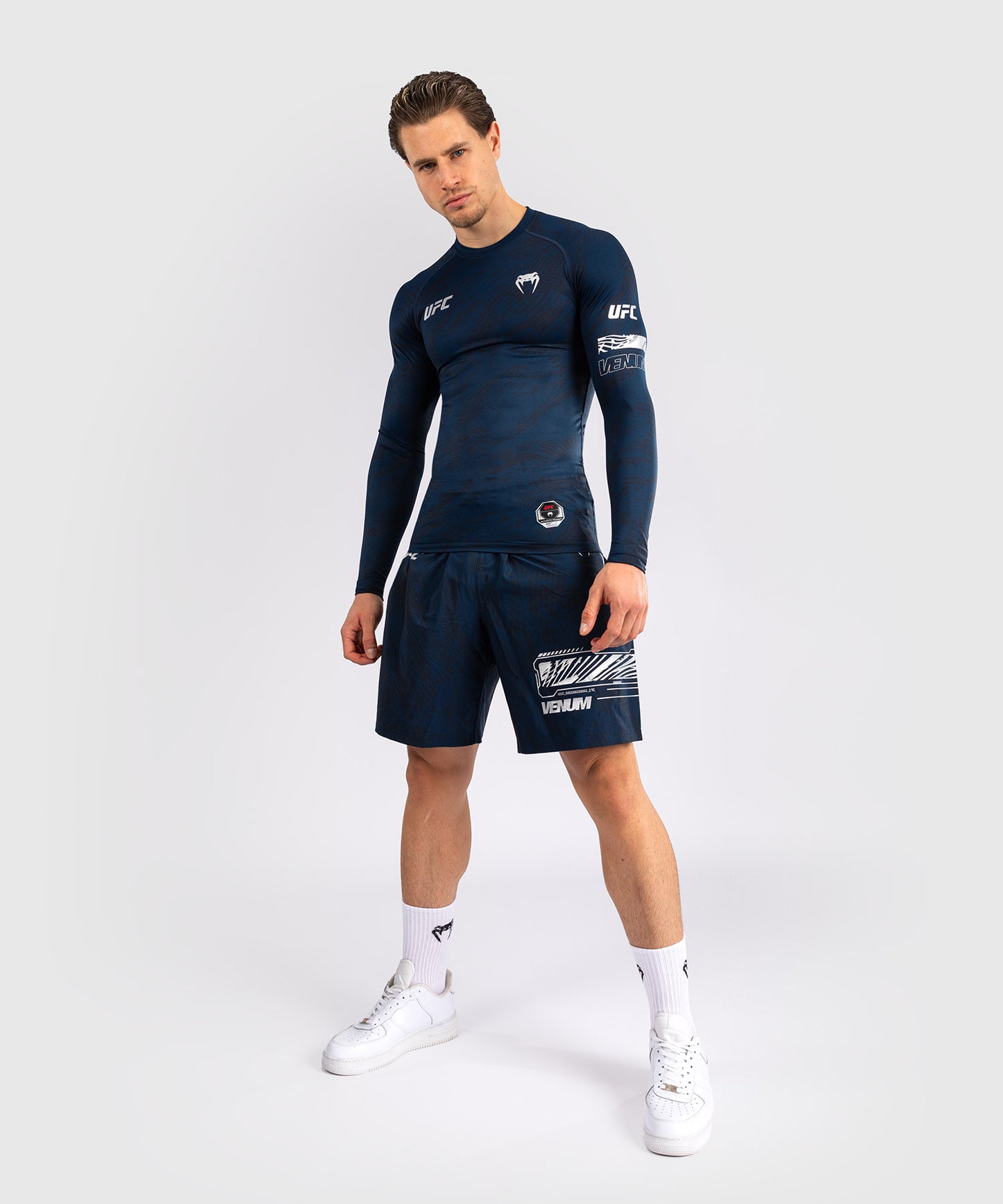 UFC Fusion by Venum Fight Week Herren Performance Langarm Rashguard - Ozeanisches Blau