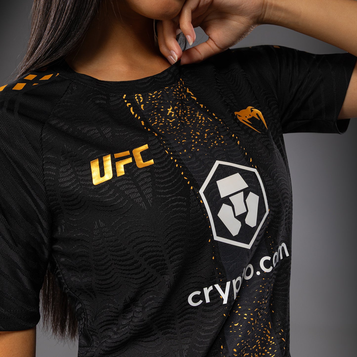 UFC Zenith by Venum Authentic Fight Night Offizielles Walkout-Trikot Damen - Champion