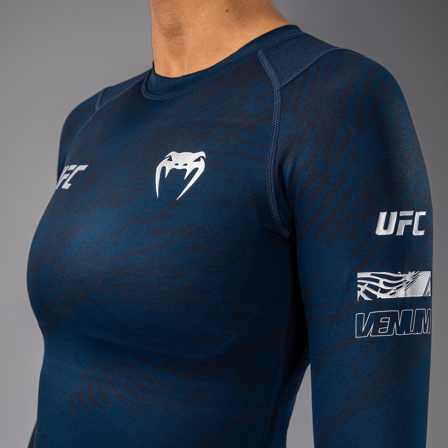 UFC Fusion by Venum Fight Week Damen Performance Langarm Rashguard - Ozeanisches Blau