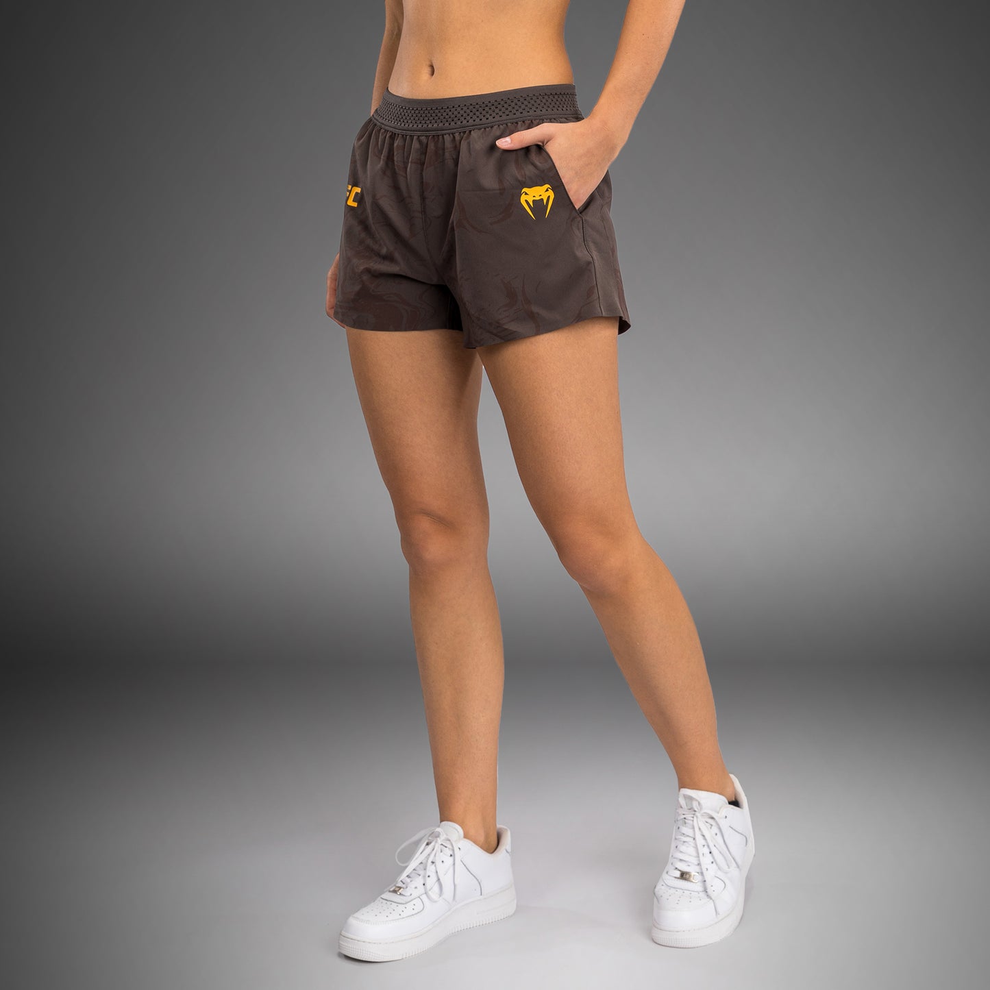 UFC Fusion by Venum Fight Week Damen Performance Short - Erdiges Braun