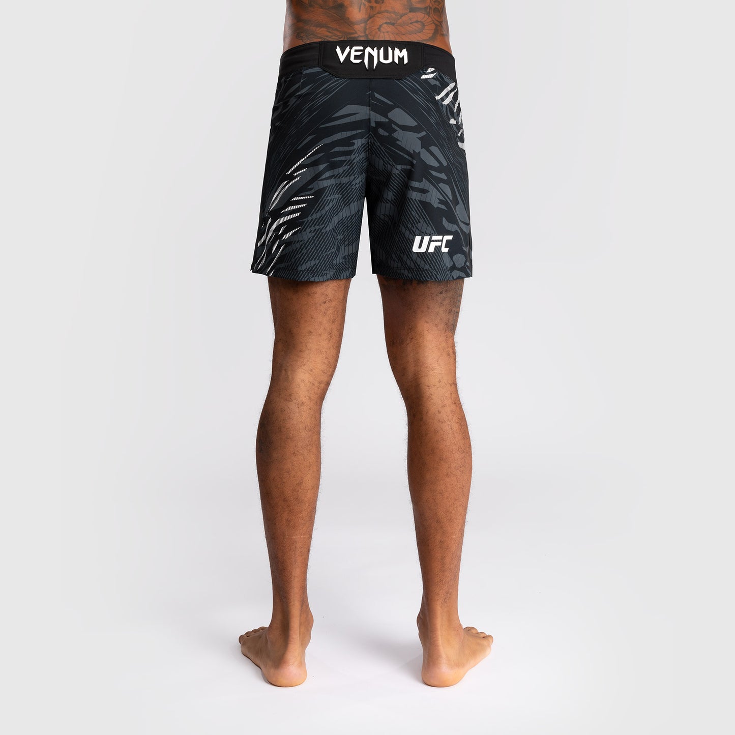 UFC Fusion by Venum Personalized Authentic Fight Night Herren Fight Short - Short Fit - Schwarz