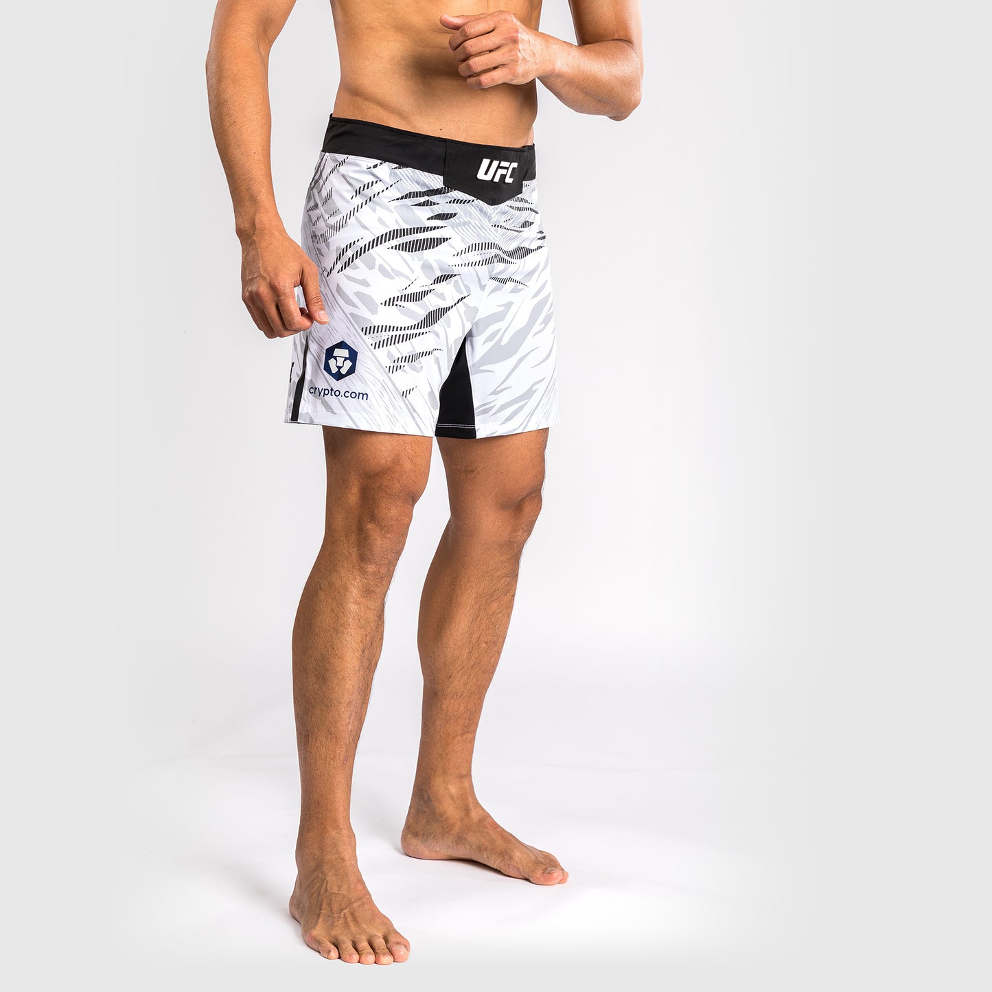 UFC Fusion by Venum Personalized Authentic Fight Night Herren Fight Short - Short Fit - Weiß