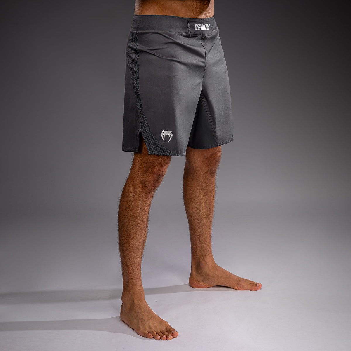 Venum G-Fit Scale Fightshorts - Grau