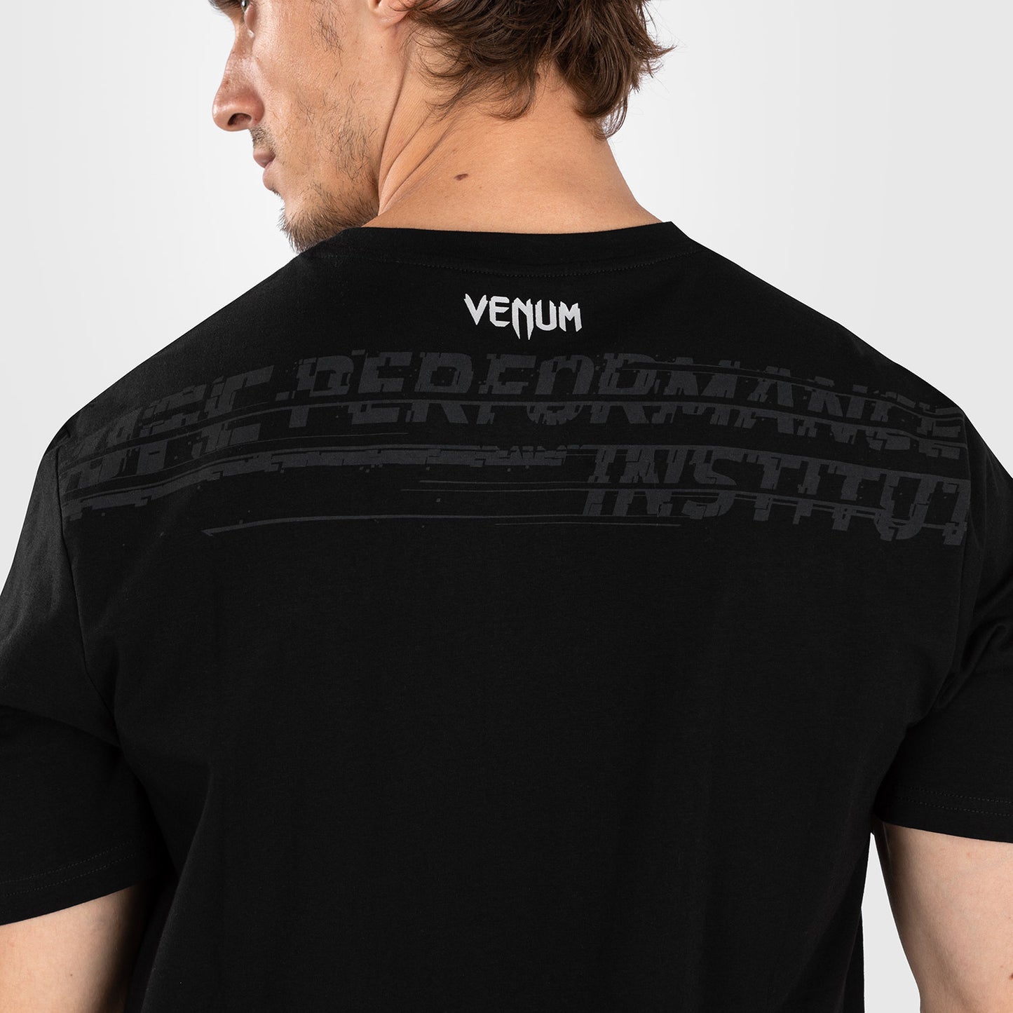 UFC Venum Performance Institute 2.0 Herren T-Shirt - Schwarz/Rot
