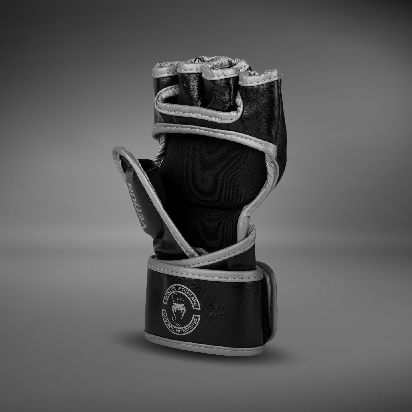 Venum Challenger 2.0 MMA-Handschuhe – Schwarz/Silber