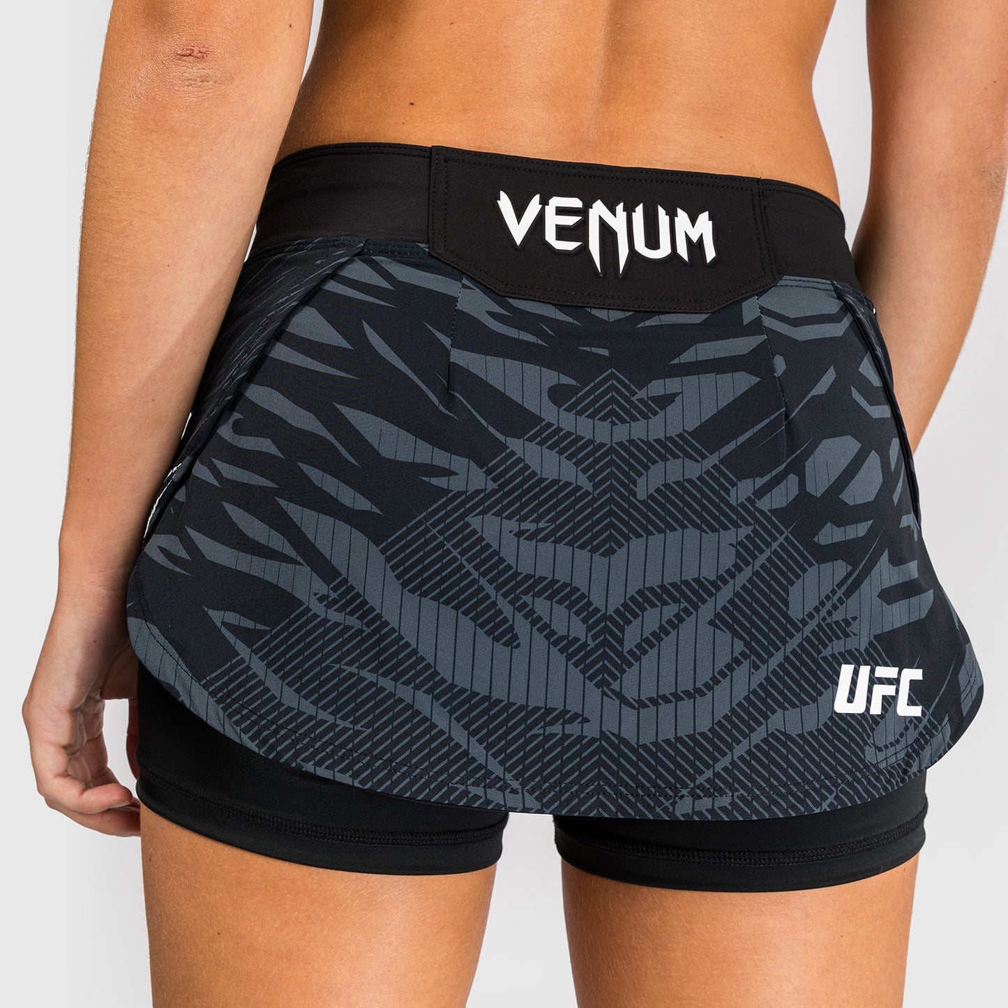 UFC Fusion by Venum Authentic Fight Night Damen-Skort - Schwarz