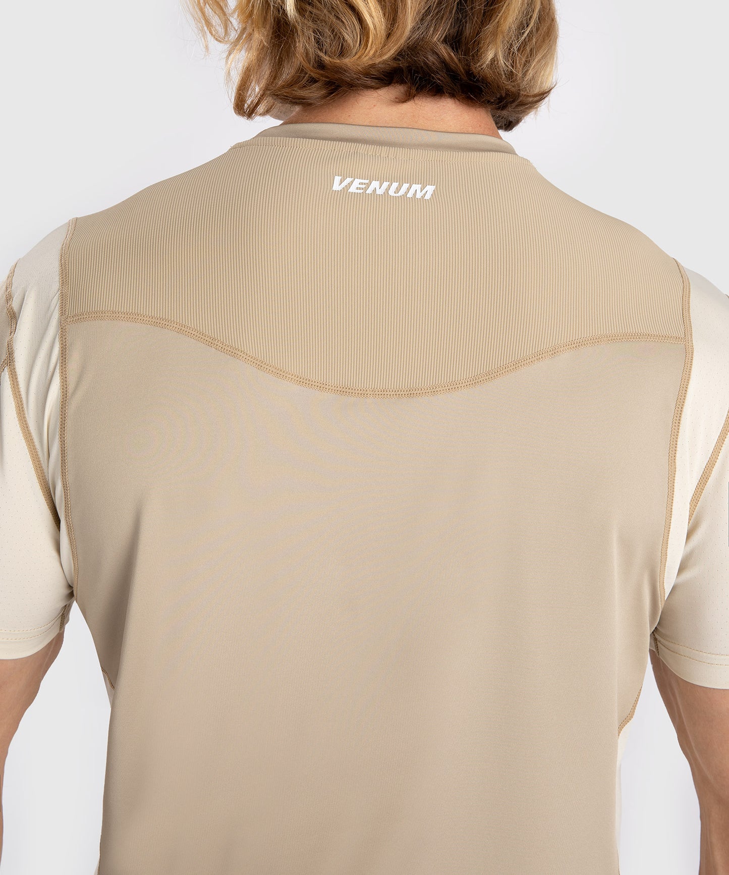 Venum Tempest Herren Dry-Tech T-Shirt - Beige/Sand