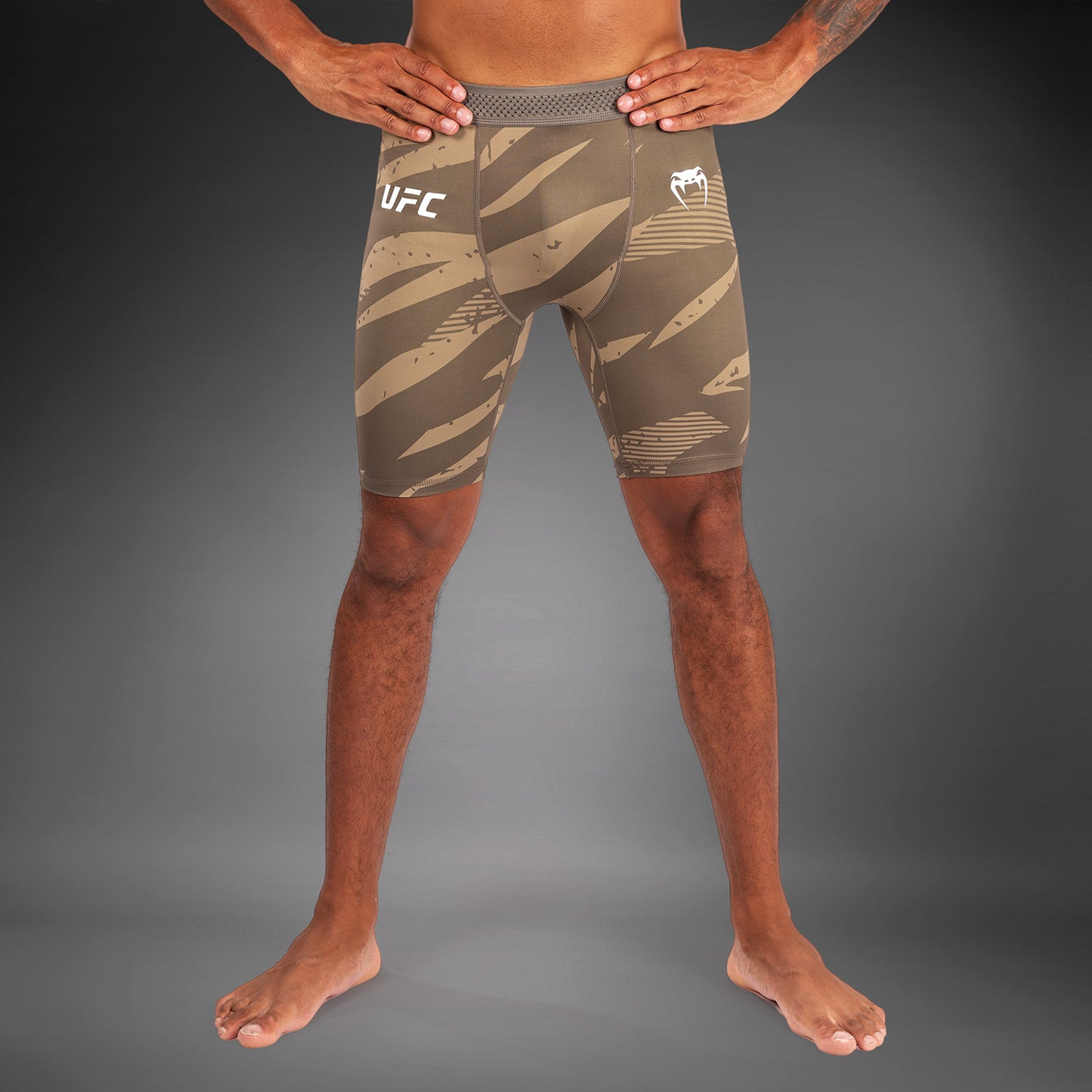 UFC Adrenaline by Venum Fight Week Männer Vale Tudo Shorts - Desert Camo