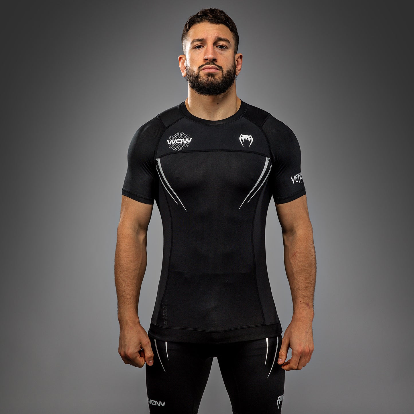 Venum x WOW FC Kurzarm Rashguard - Schwarz/ Grau