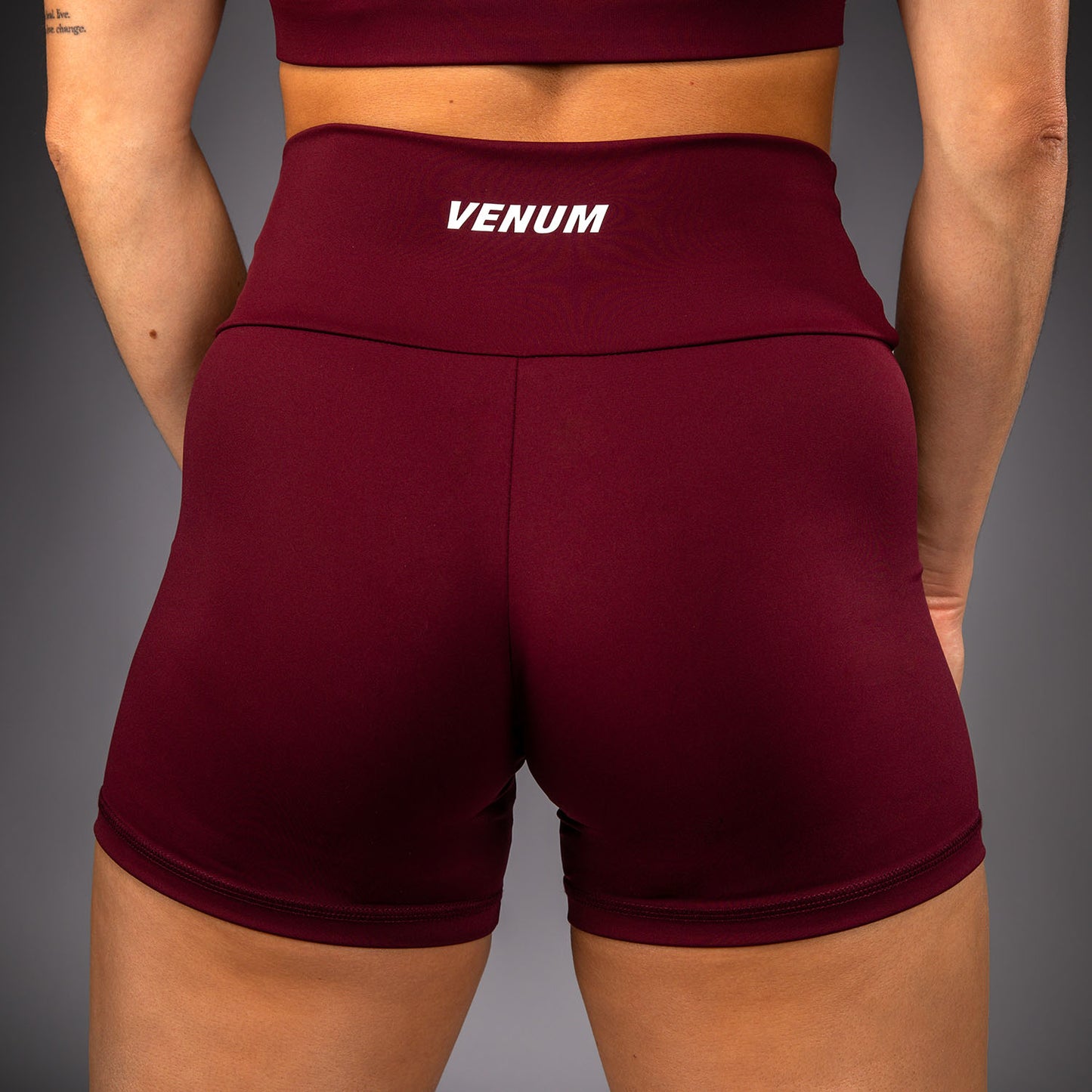 Venum Aero XT Kompressionsshort - Pflaume