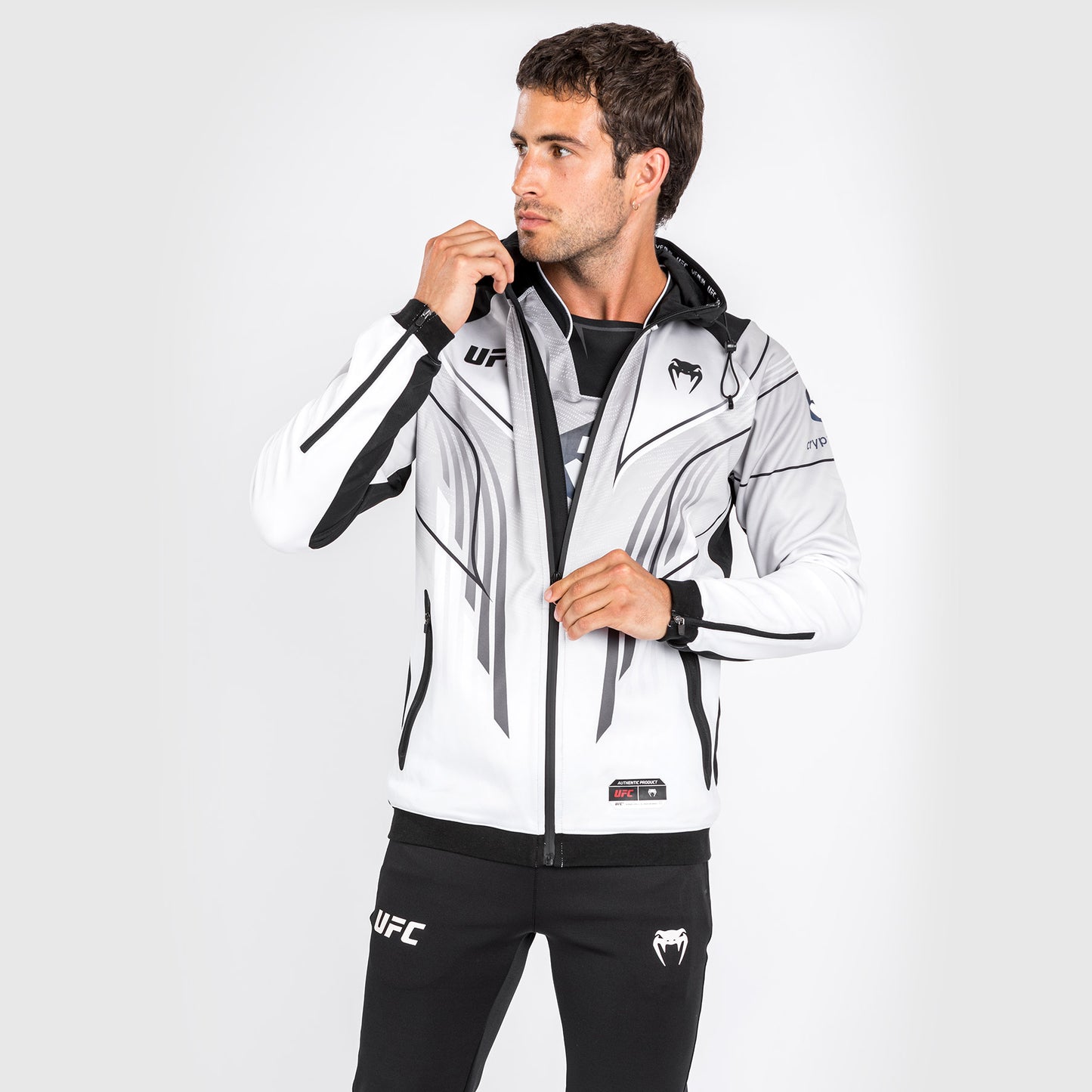 UFC Venum Authentic Fight Night 2.0 Männer Walkout Hoodie - weiß