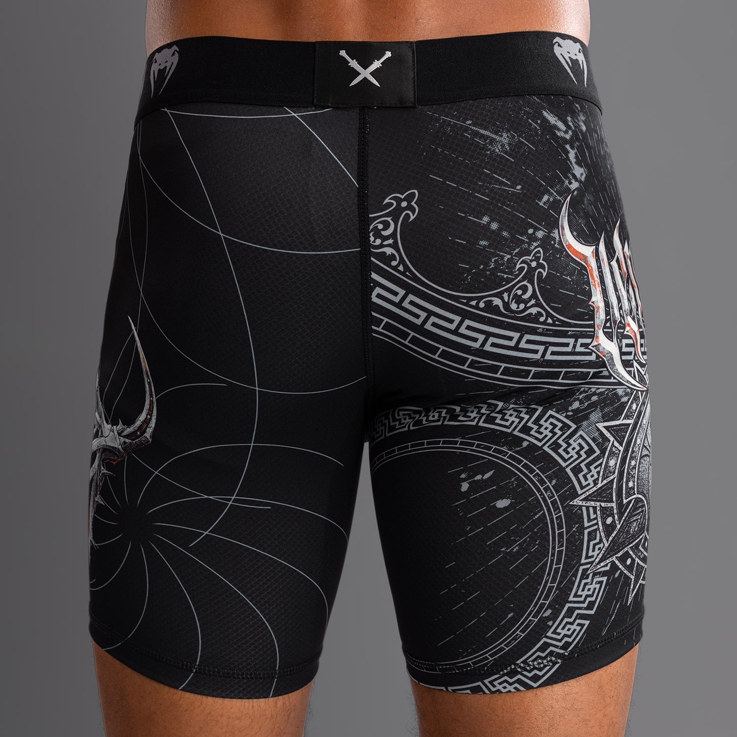 Venum Gladiator 5.0 Herren Vale Tudo Shorts - Schwarz/Silber